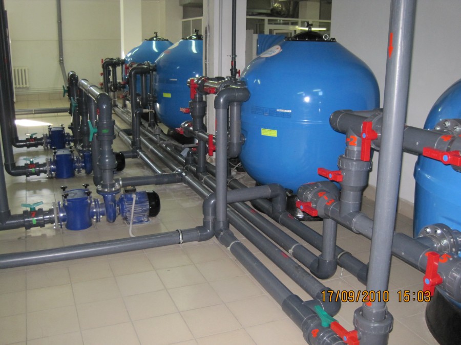 Pool filtration systems